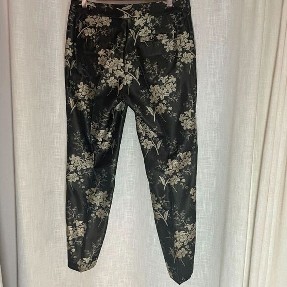 Tommy Bahama Silk Blend Pants Black and Gray Jacquard Brocade, Slim, Size 8, EUC - Picture 2 of 4